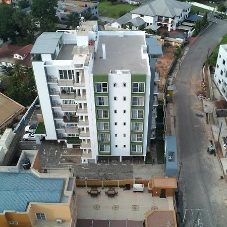 Premier Executive Apartment - The Ivy, East Legon Акра Екстериор снимка