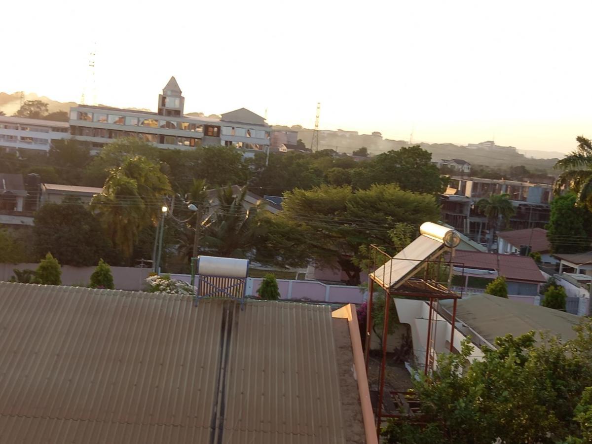 Premier Executive Apartment - The Ivy, East Legon Акра Екстериор снимка